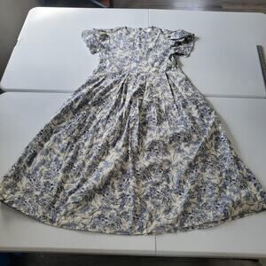 Bloom Dress Women Medium Blue Toile Vegetable Print Cottagecore Short Sleeve Fit
